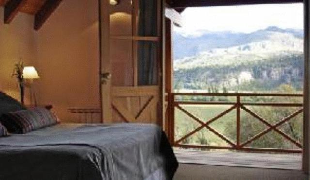 Sieteflores Hosteria De Montana Сан-Мартин-де-лос-Андес Экстерьер фото